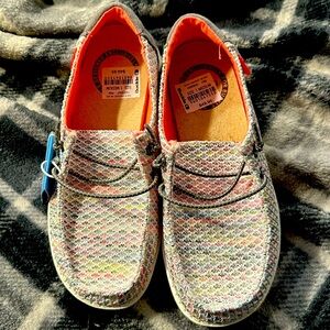 Hey Duded Limited Edition Buckle exclusive Rainbow